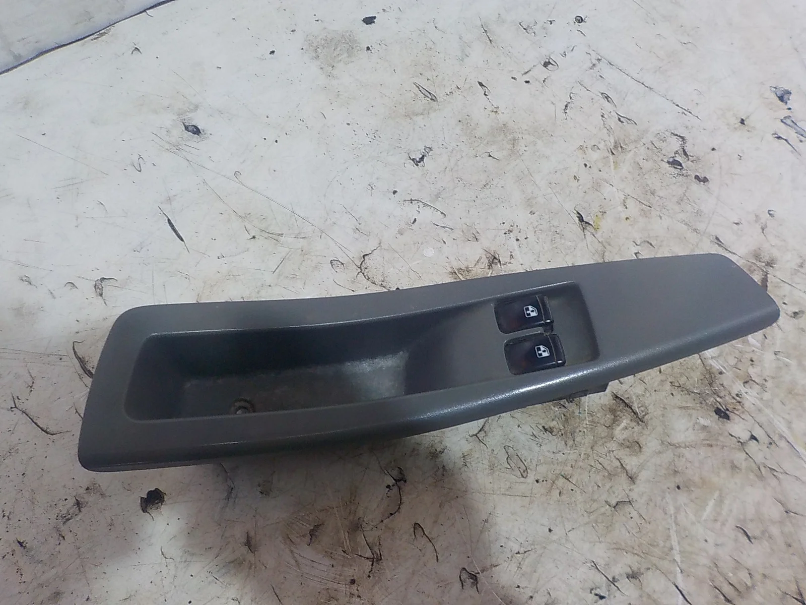 клавиши стеклоподъемников Chevrolet Lacetti I (2004—2013) Перед Лево