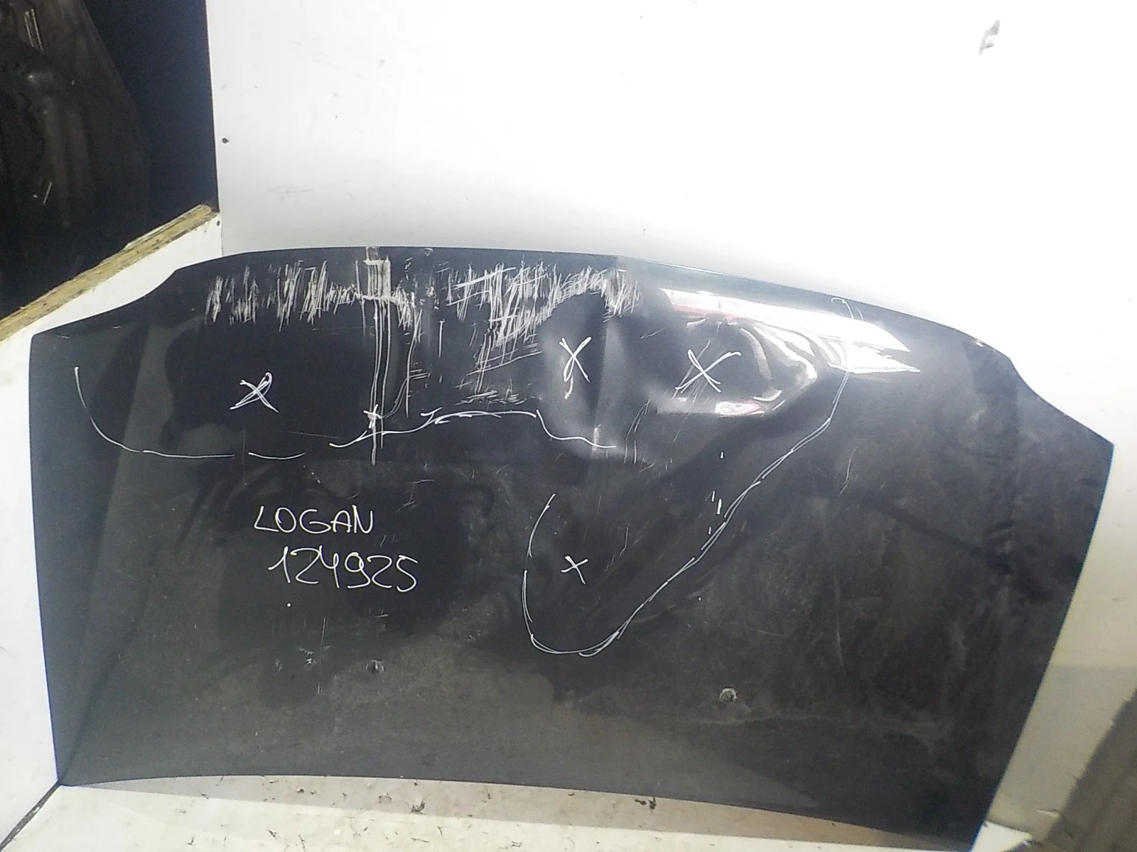 Капот Renault Logan I (2004—2009)