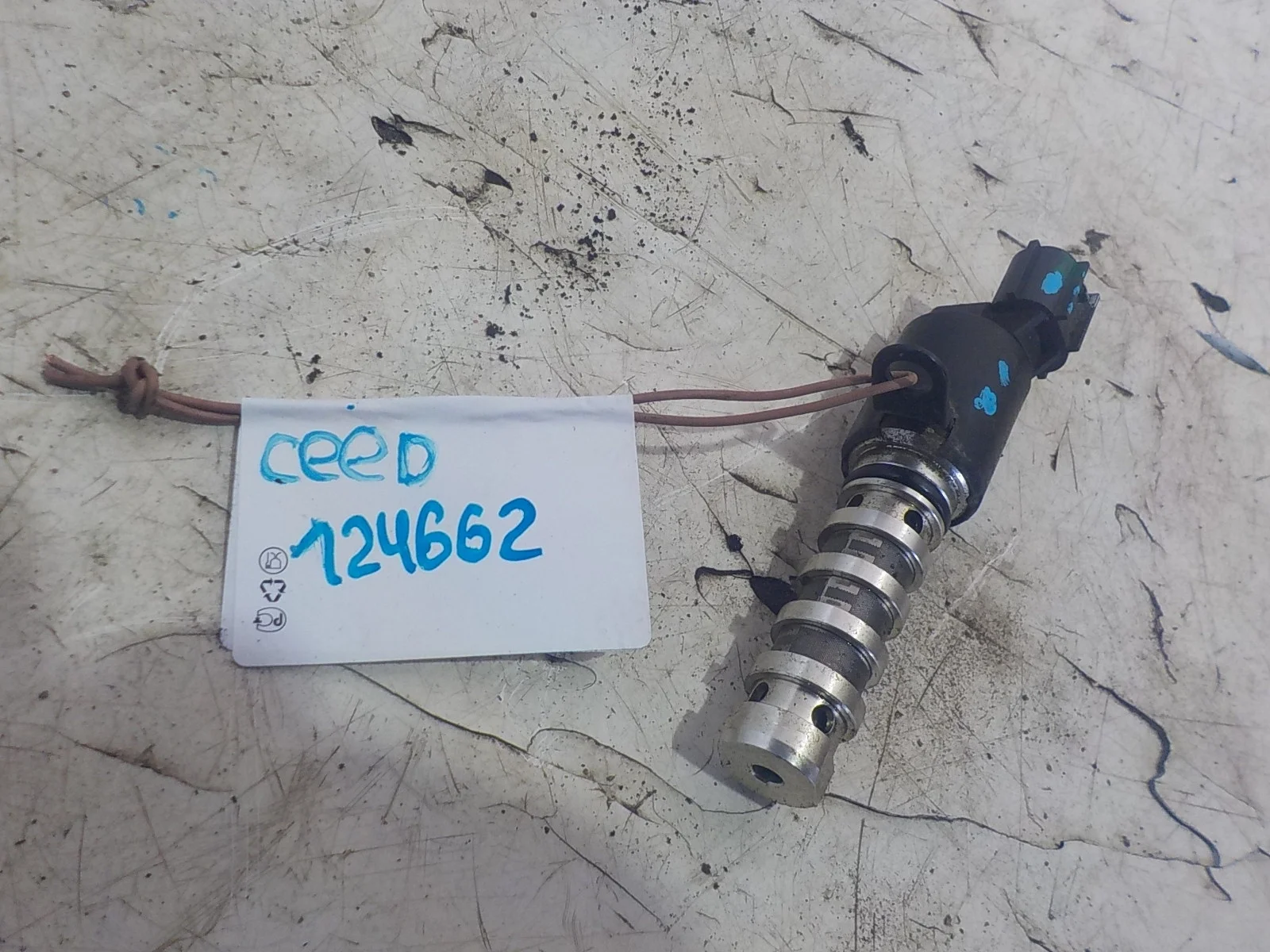 клапан изменения фаз ГРМ Hyundai Solaris I (2010—2014)