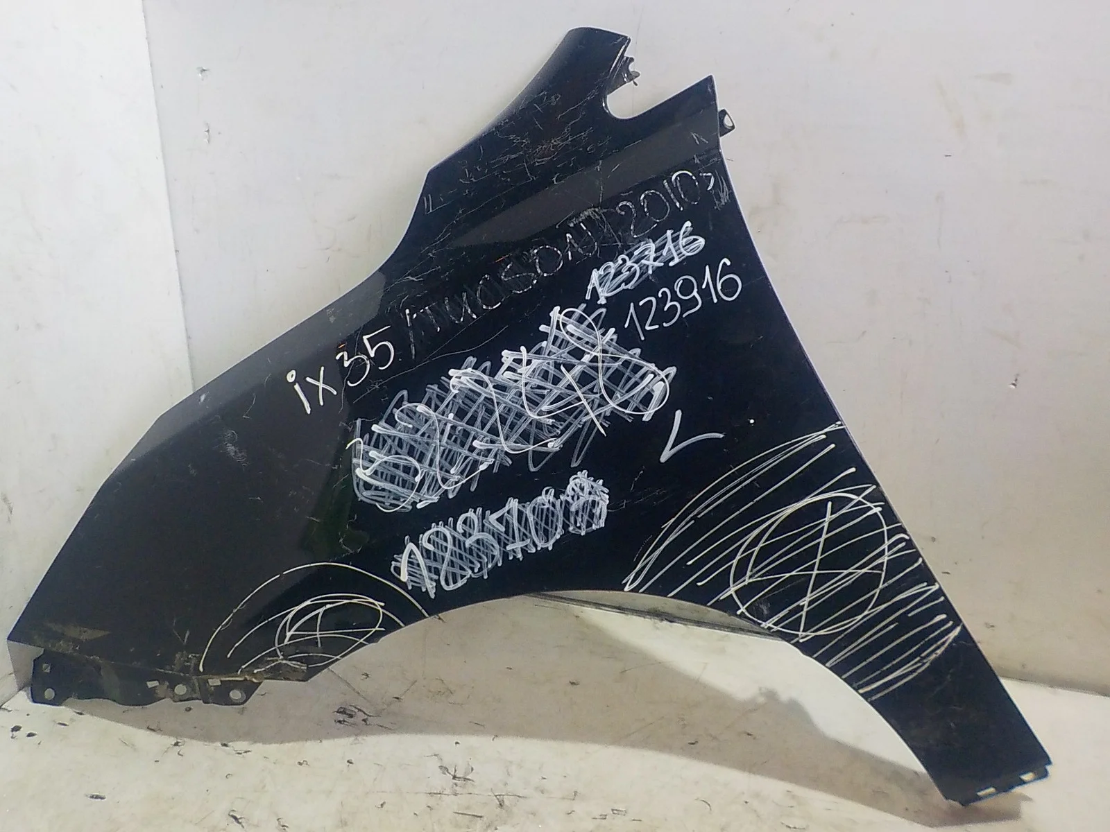 Крыло Hyundai ix35 I (2009—2013) Перед Лево