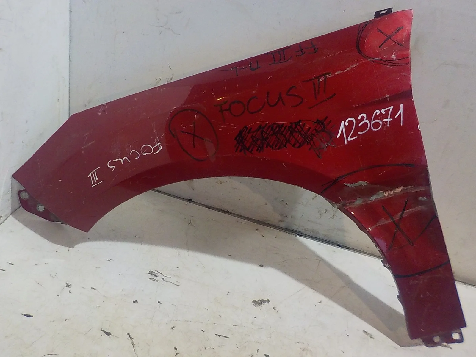 Крыло Ford Focus III (2011—2015) Перед Лево