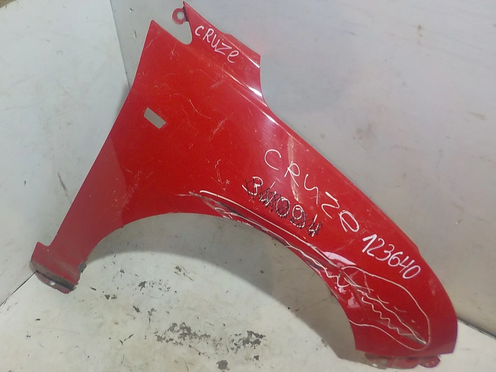 Крыло Chevrolet Cruze I (2009—2012) Перед Право