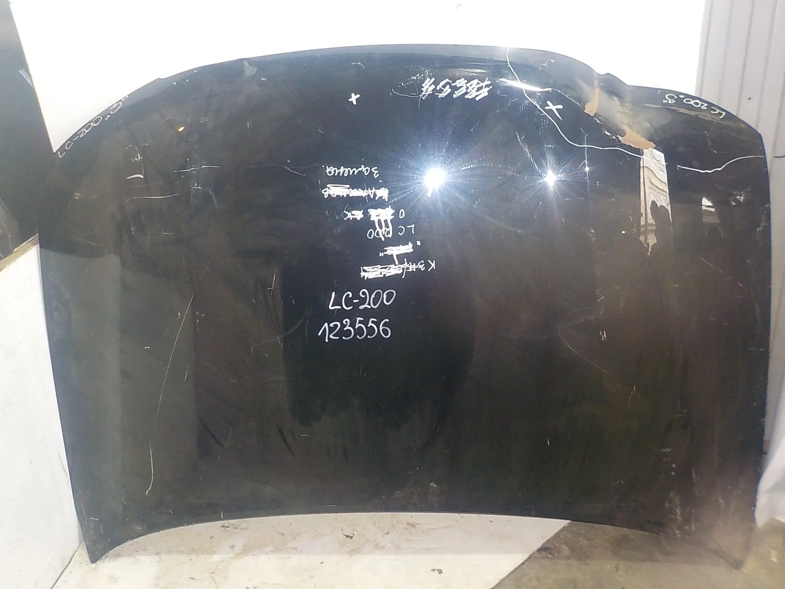 Капот Toyota Land Cruiser 200 (2007—2012)