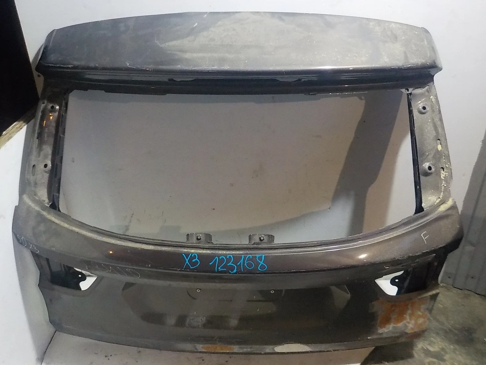 Крышка багажника BMW X3 E83 рестайлинг (2006—2010)