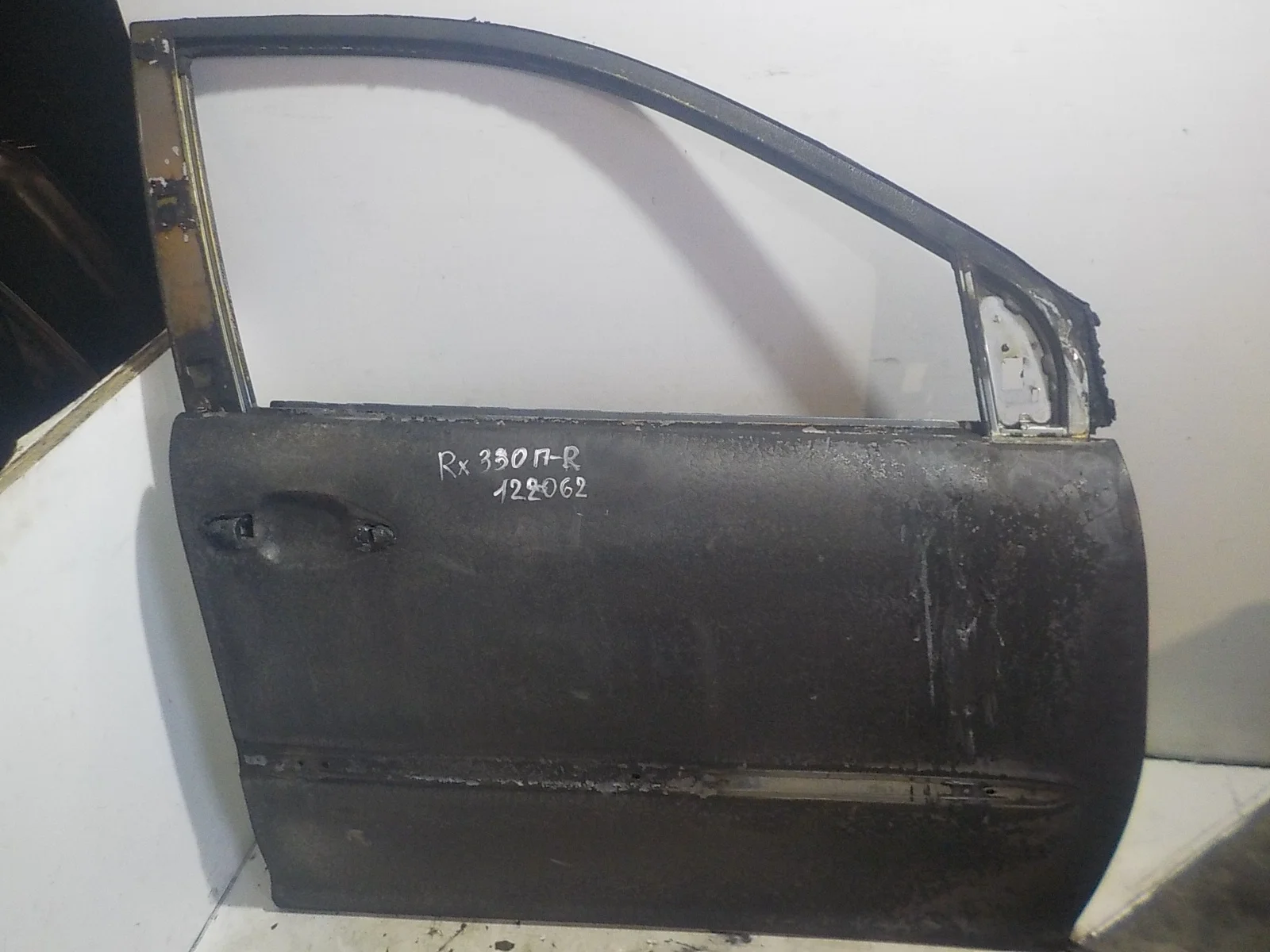 Дверь Toyota Harrier XU30 (2003—2013) Перед Право