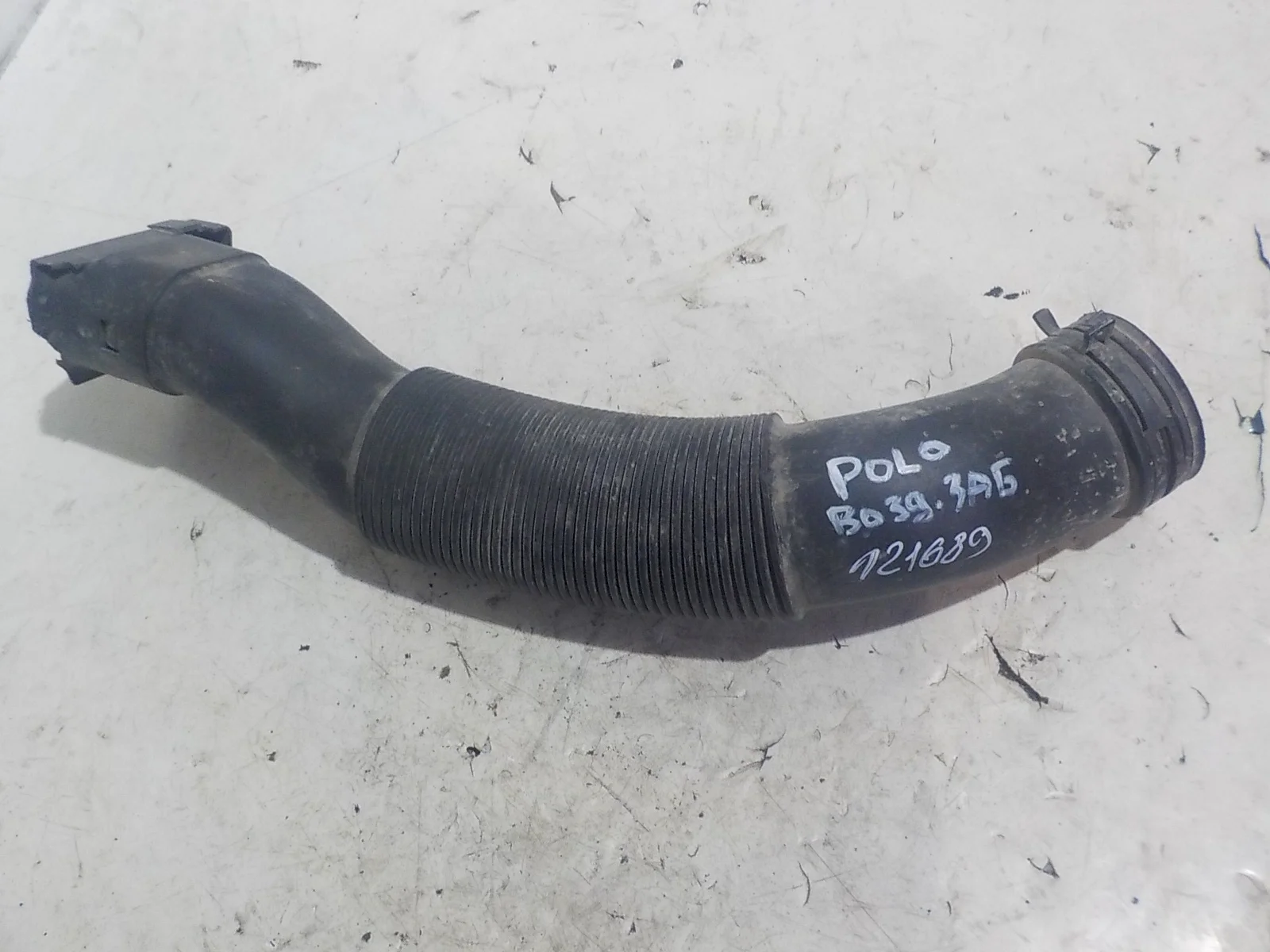 Воздухозаборник Volkswagen Polo V (2009—2015)