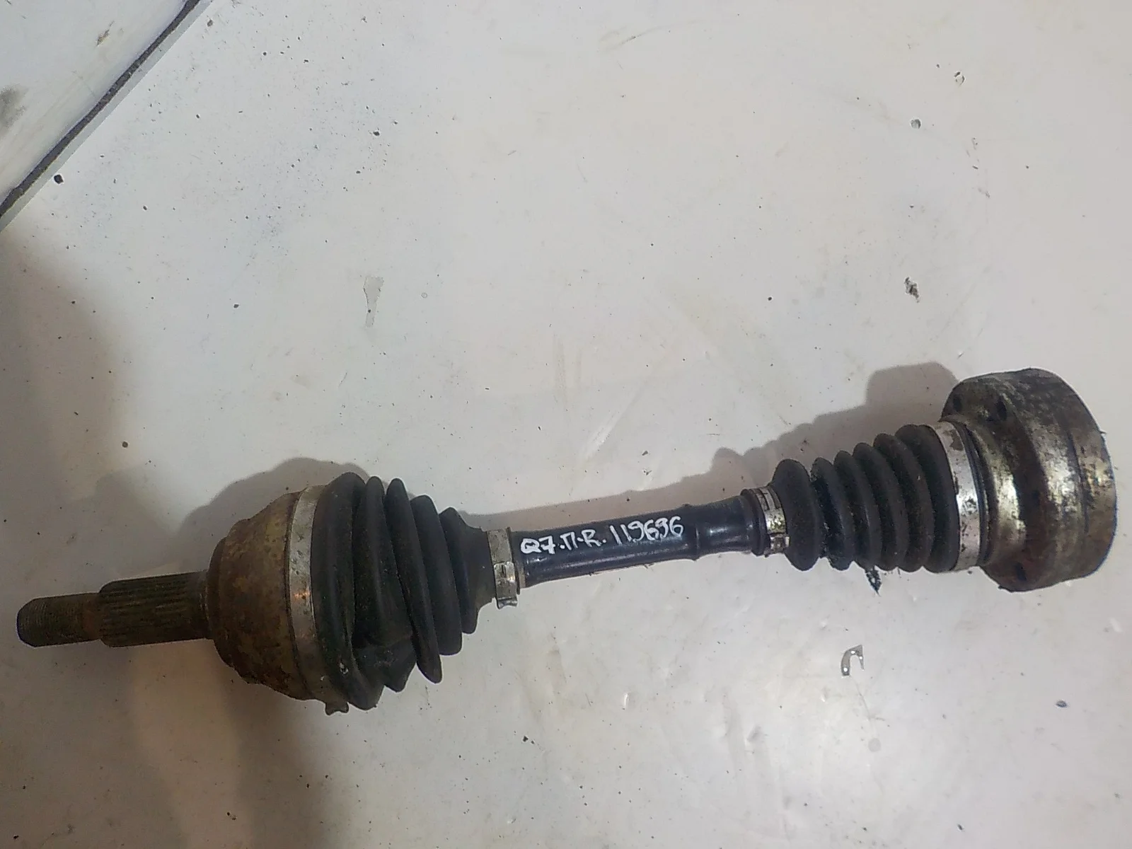 Привод Volkswagen Touareg I (2002—2006) Перед Право