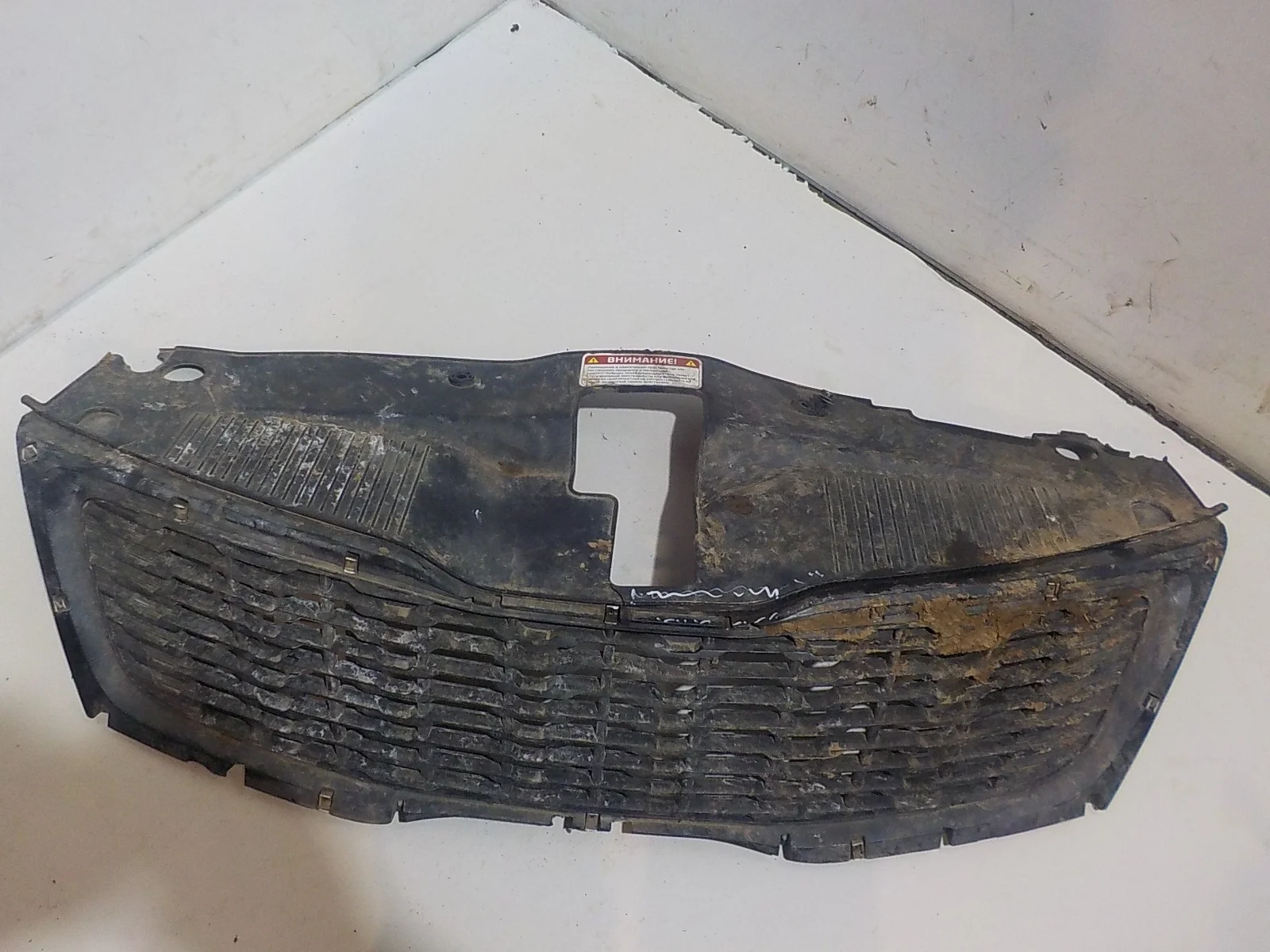 Решетка радиатора Kia Rio III (2011—2015)