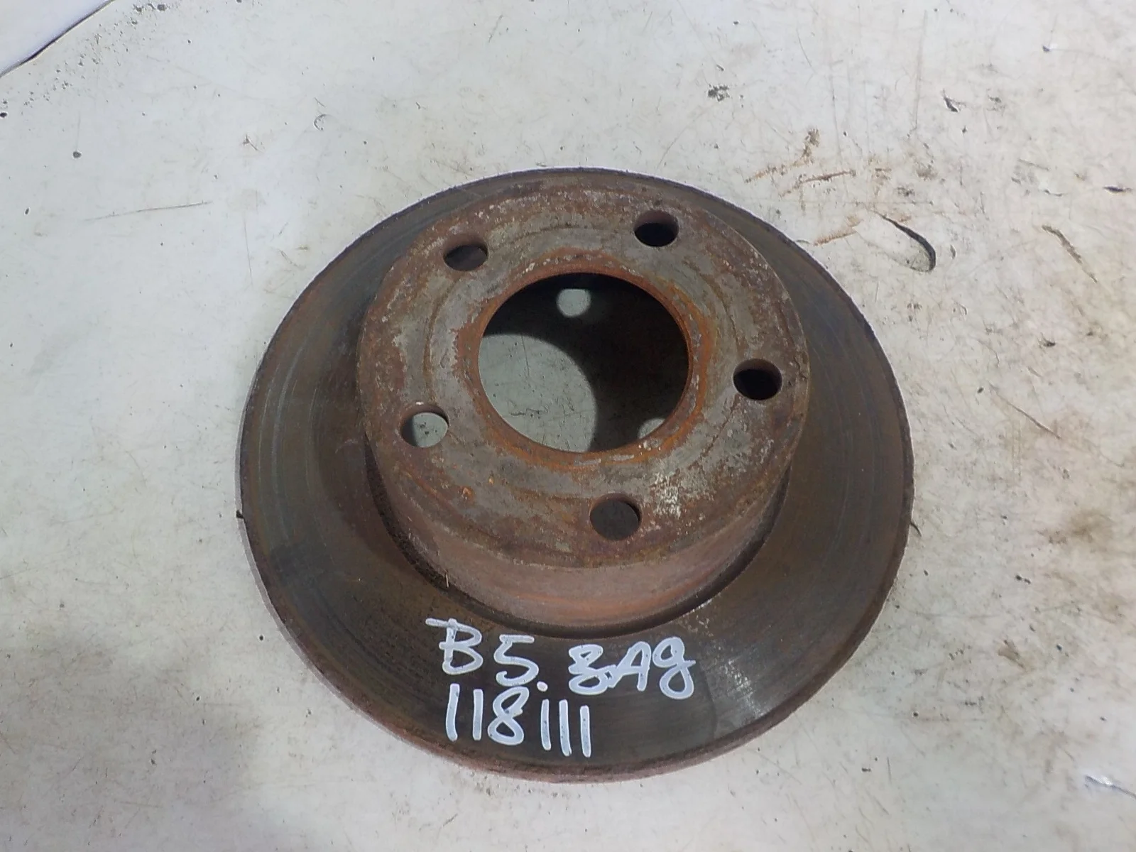 тормозной диск Volkswagen Passat B5 (1996—2001) Зад