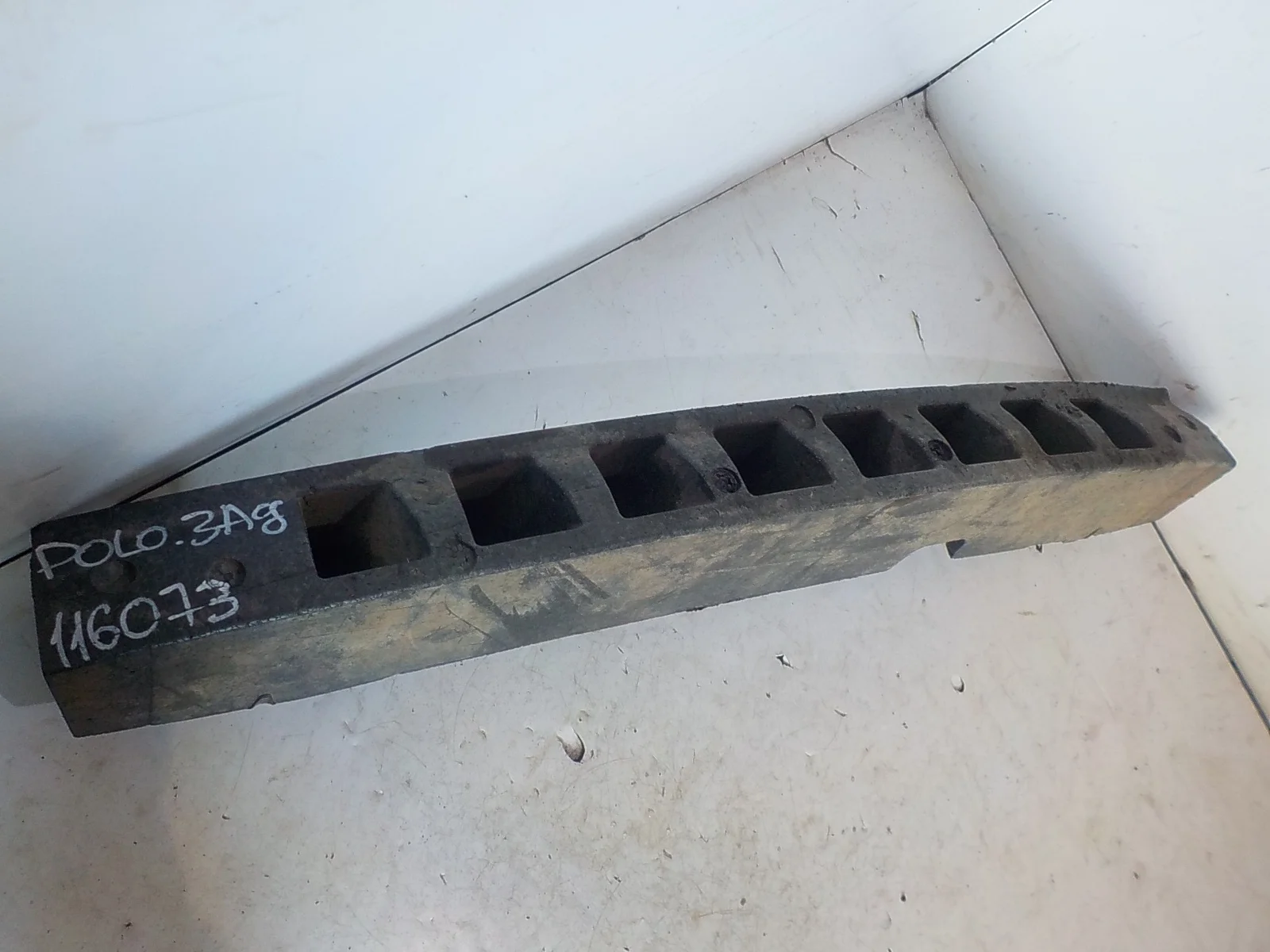 Абсорбер бампера Volkswagen Polo V (2009—2015) Зад