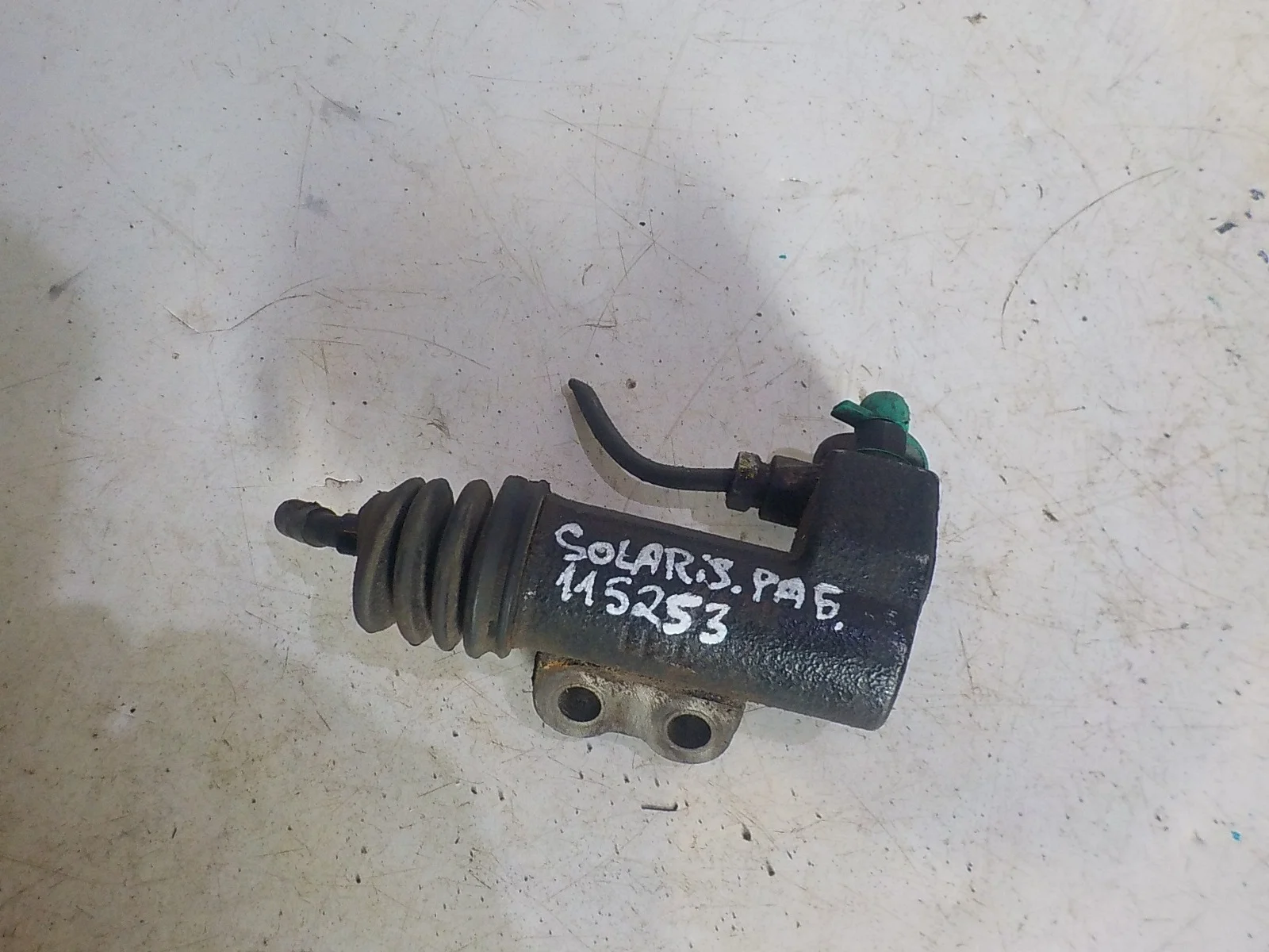 рабочий цилиндр сцепления Kia Rio II рестайлинг (2009—2011)