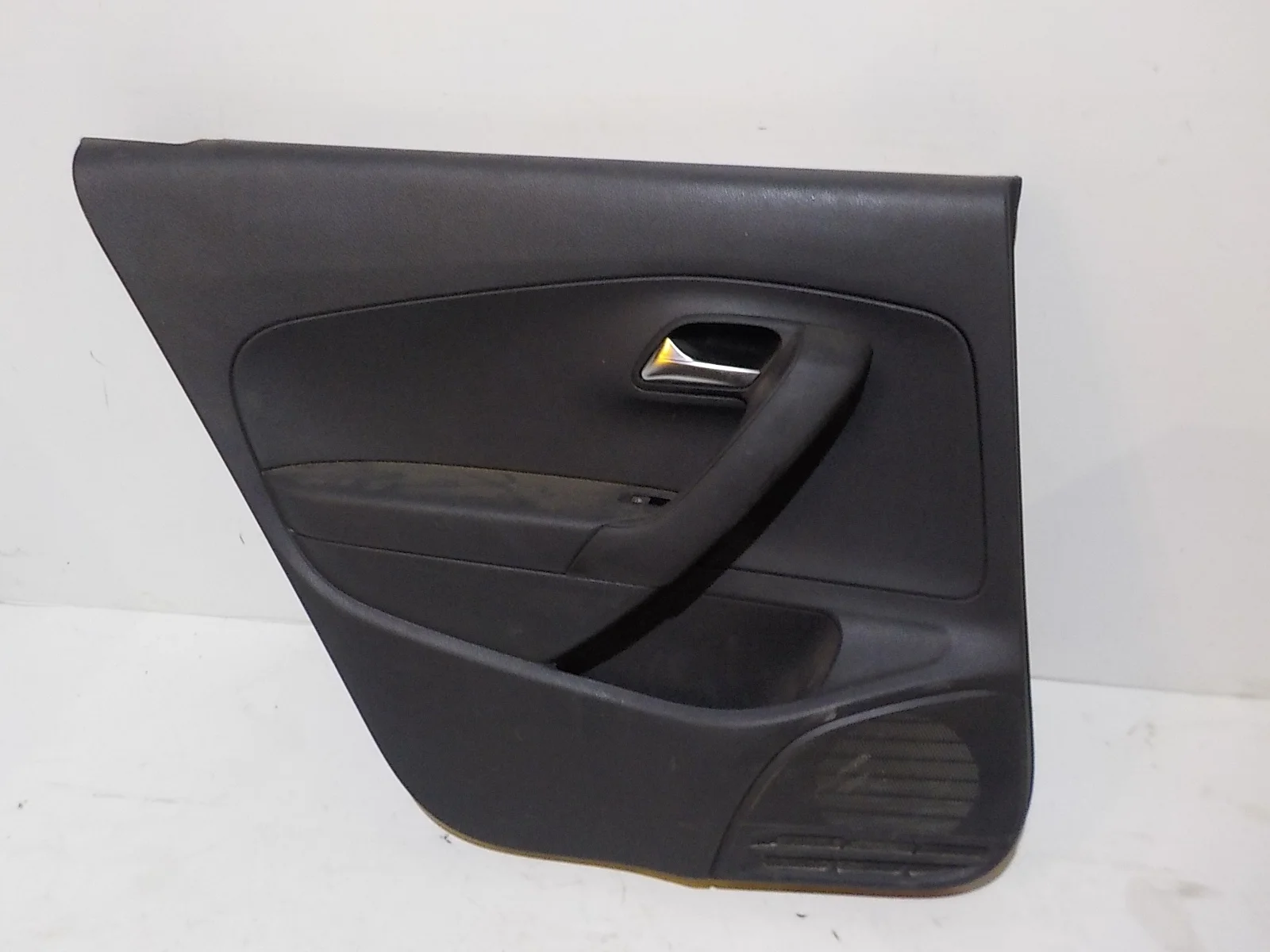 Обшивка двери Volkswagen Polo V (2009—2015) Зад Лево