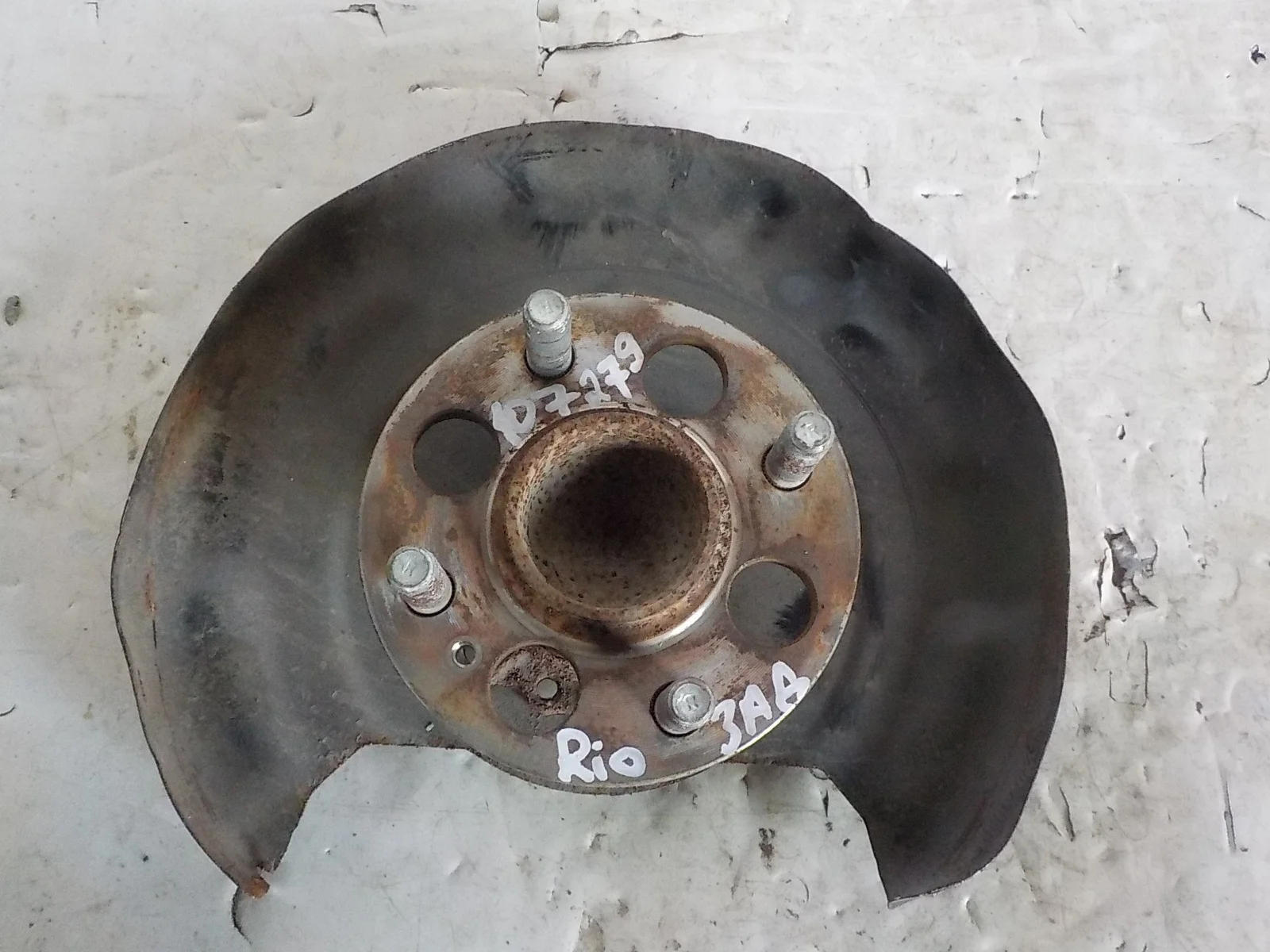 Ступица Kia Rio III рестайлинг (2015—2017) Зад