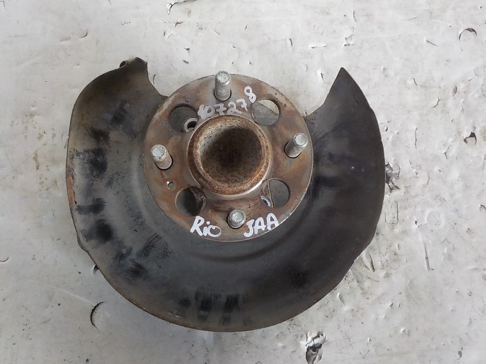 Ступица Kia Rio III рестайлинг (2015—2017) Зад