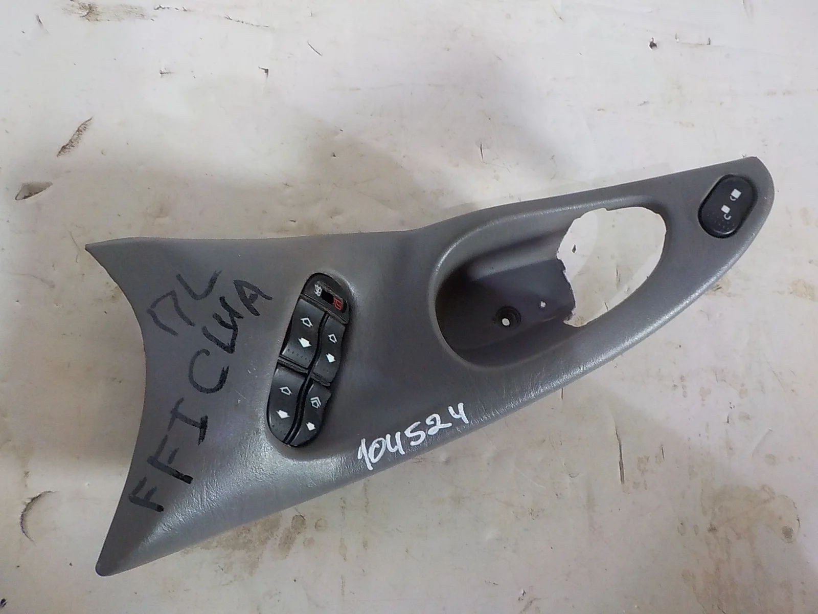 клавиши стеклоподъемников Ford Focus I (1998—2004) Перед Лево