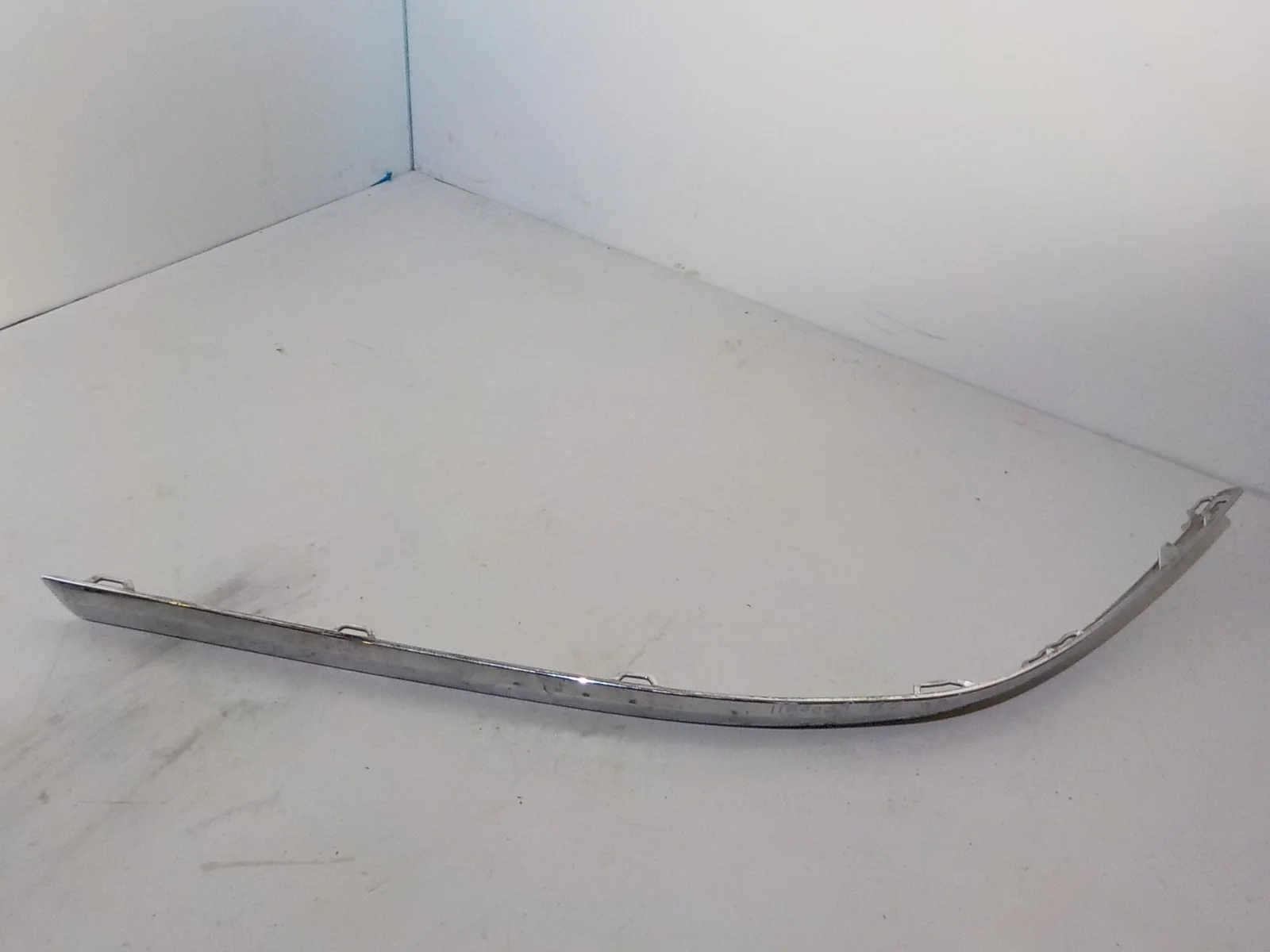 накладка на бампер Volkswagen Passat B7 (2010—2015) Зад Право