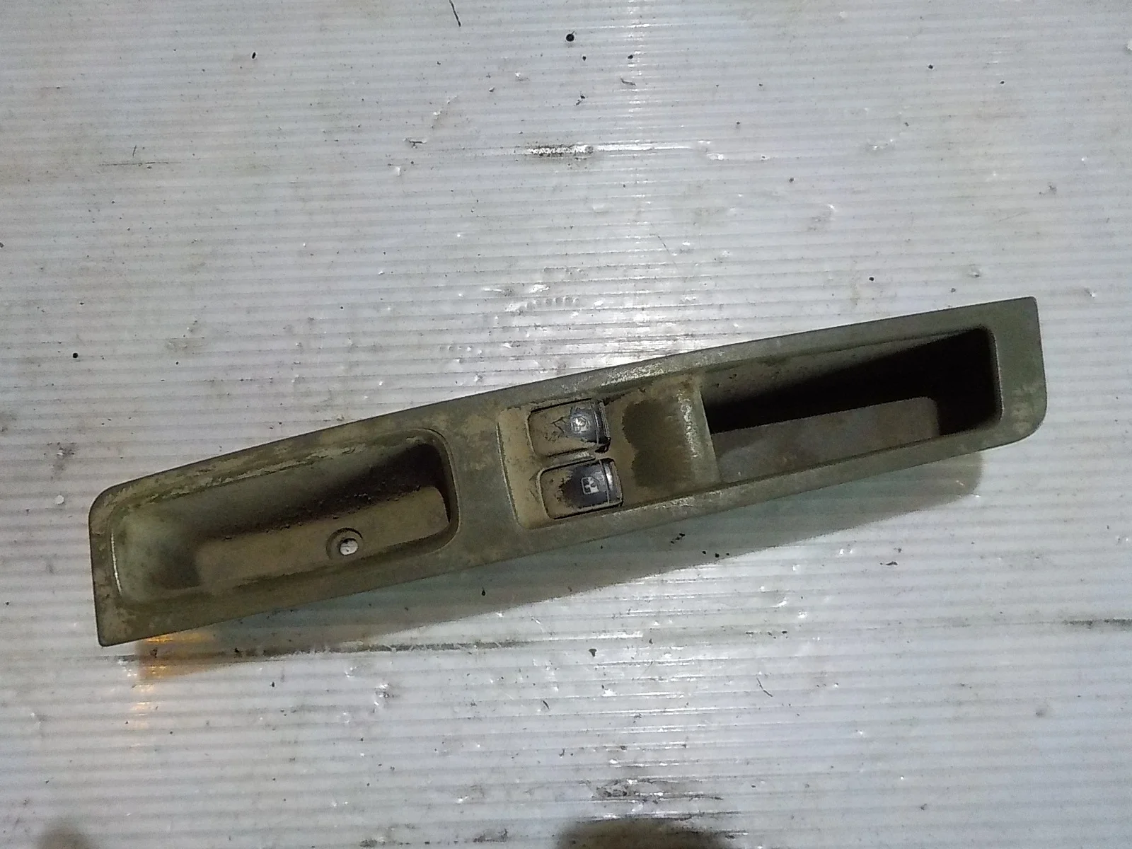 клавиши стеклоподъемников Chevrolet Lacetti I (2004—2013) Перед Лево