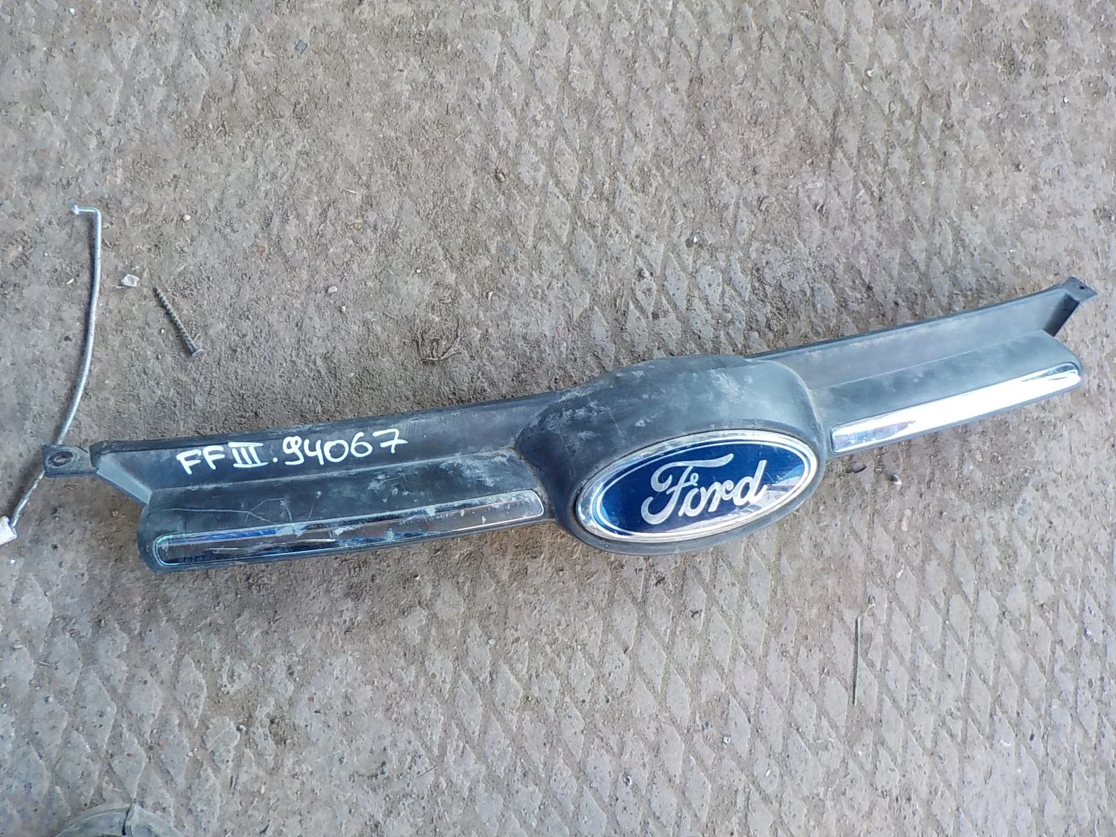 Решетка радиатора Ford Focus III (2011—2015)