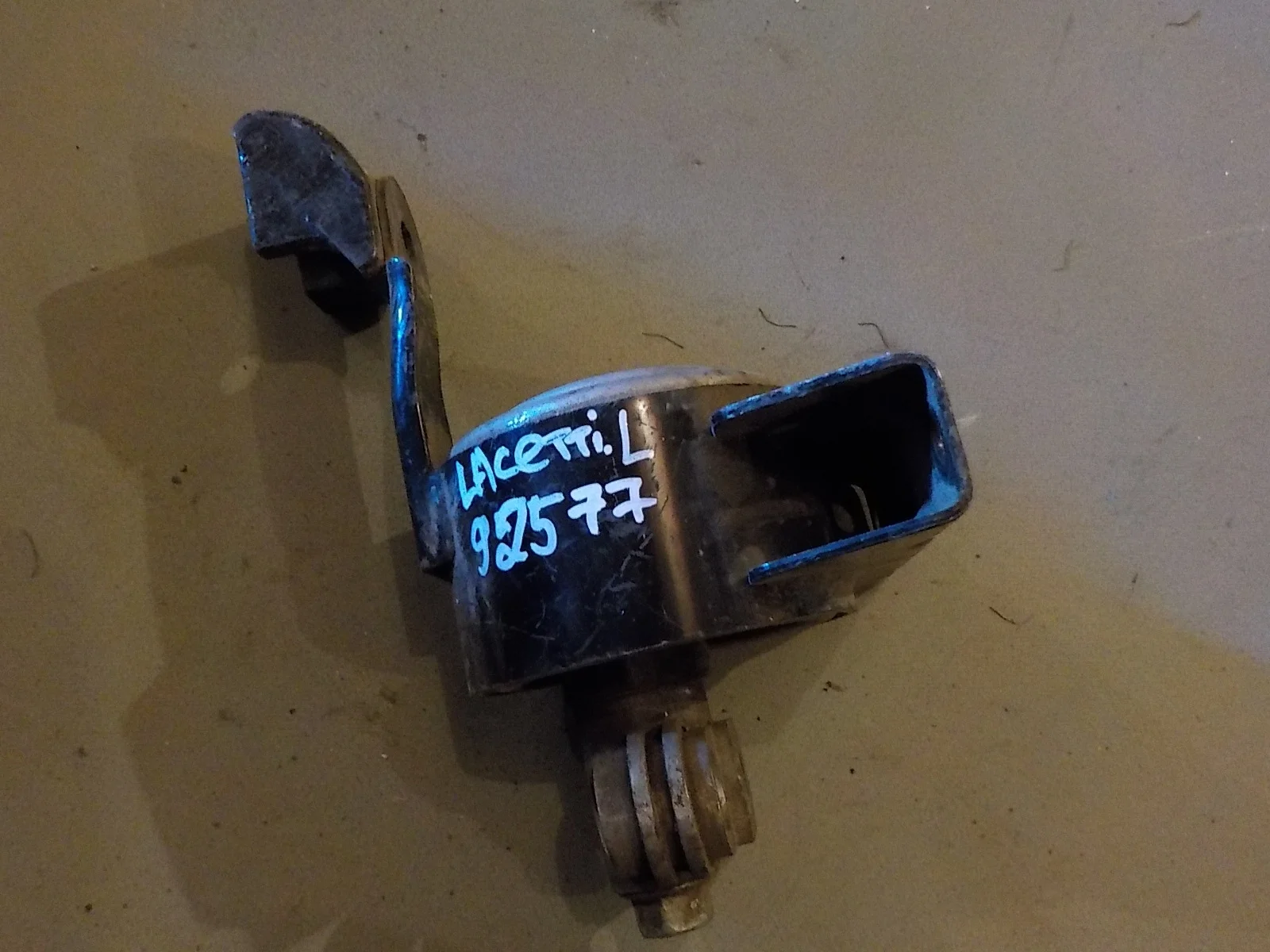 Опора двигателя Chevrolet Lacetti I (2004—2013)  Лево