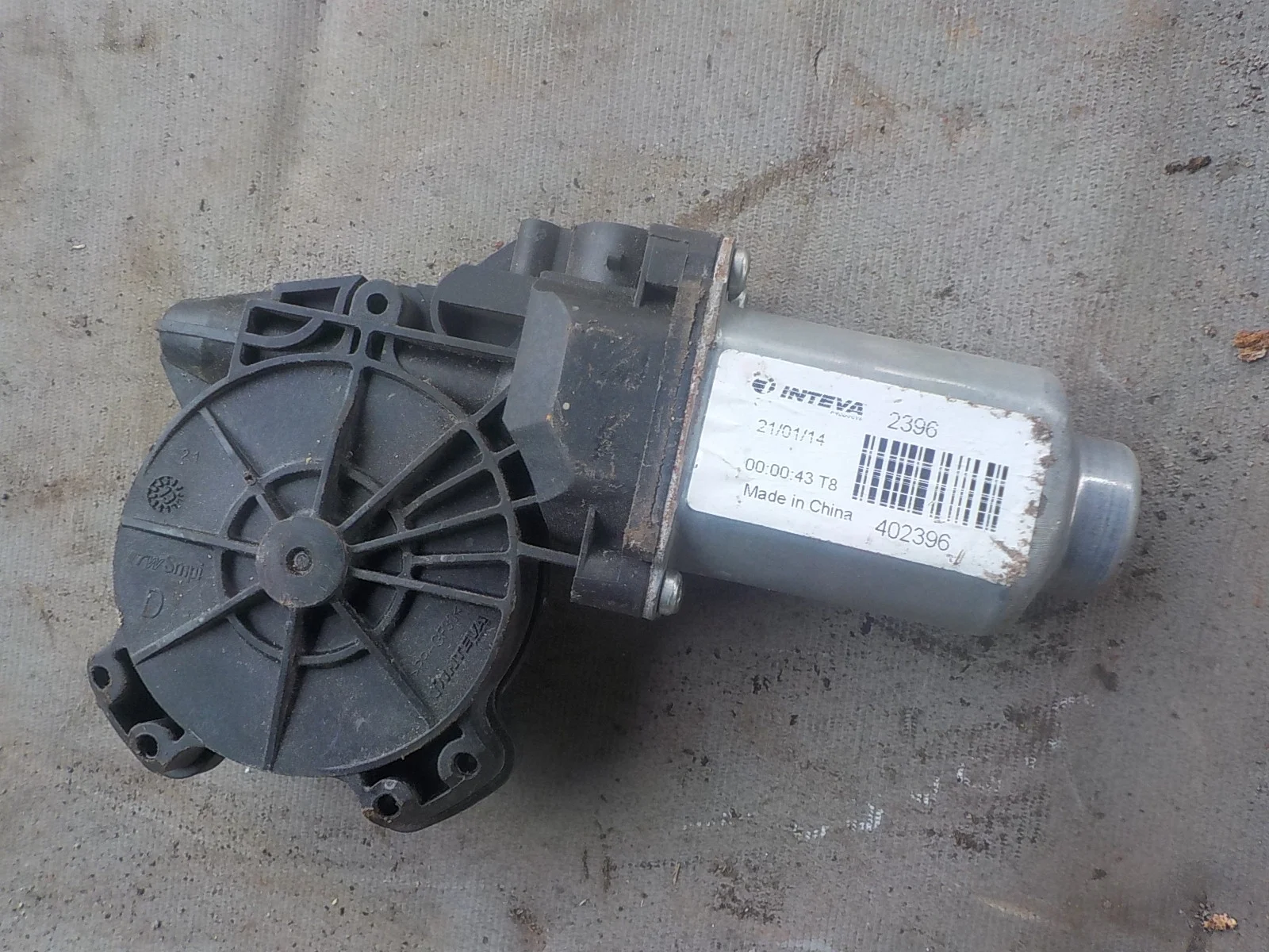 Мотор стеклоподъемника Hyundai Solaris I (2010—2014) Зад Лево