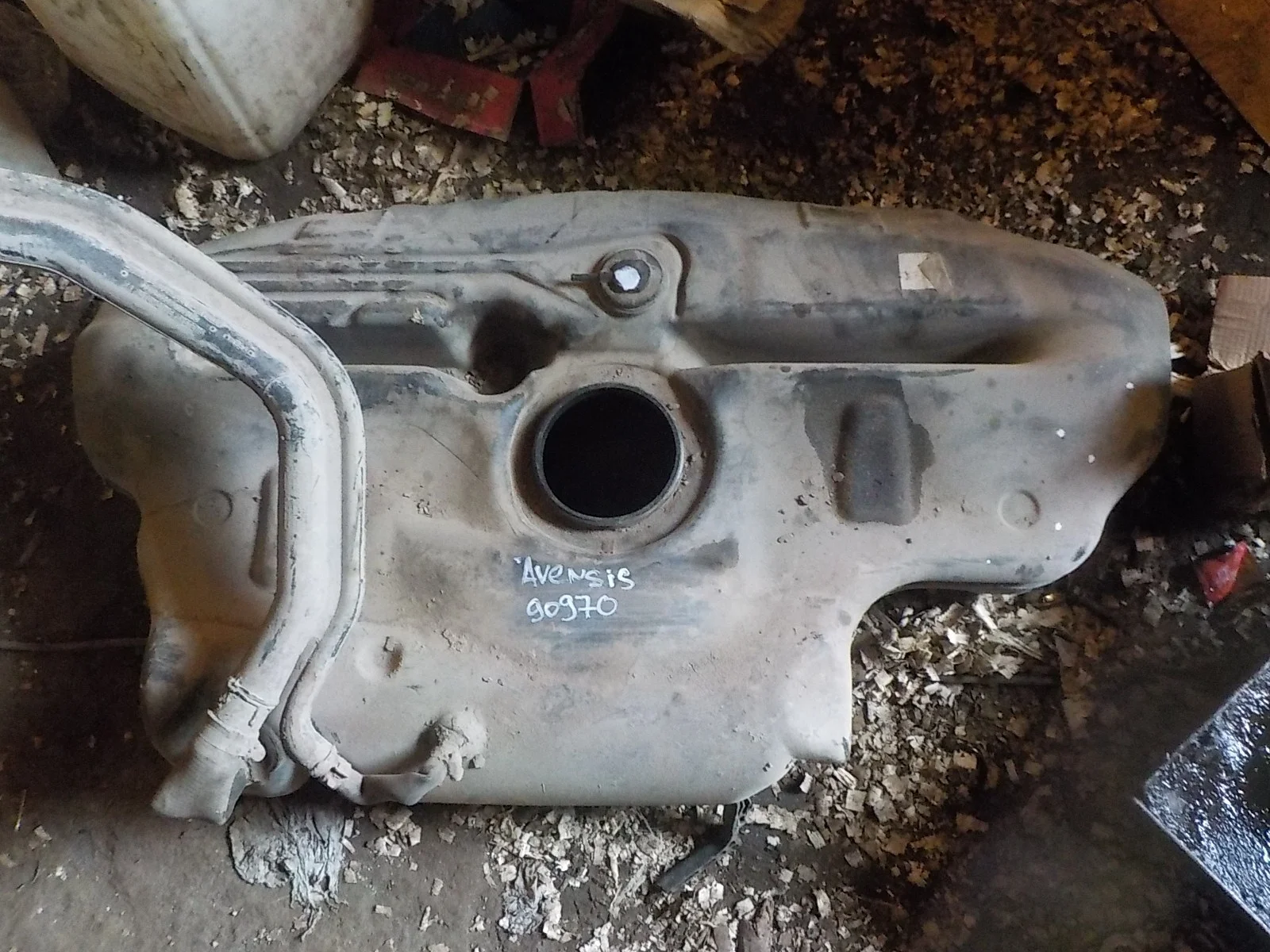 бензобак Toyota Avensis T250 рестайлинг (2006—2009)