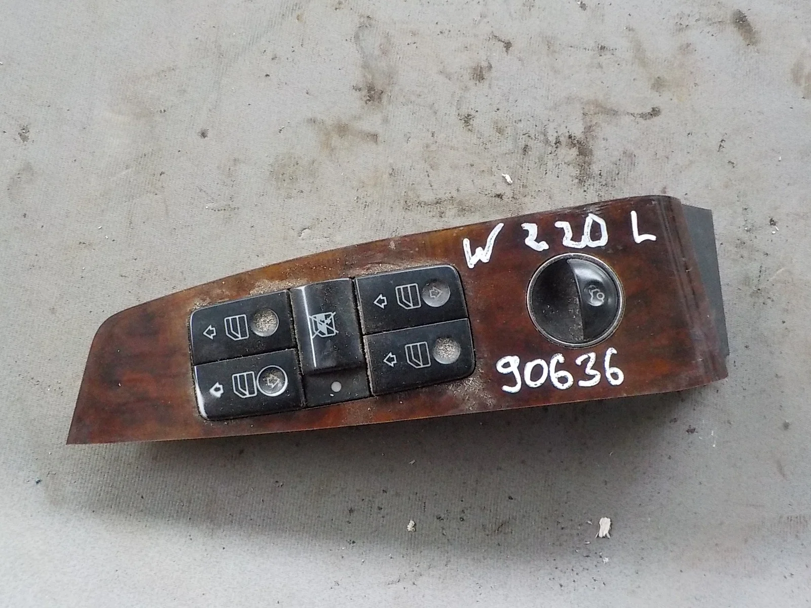 клавиши стеклоподъемников Mercedes-Benz S-класс W220 (1998—2005) Перед Лево