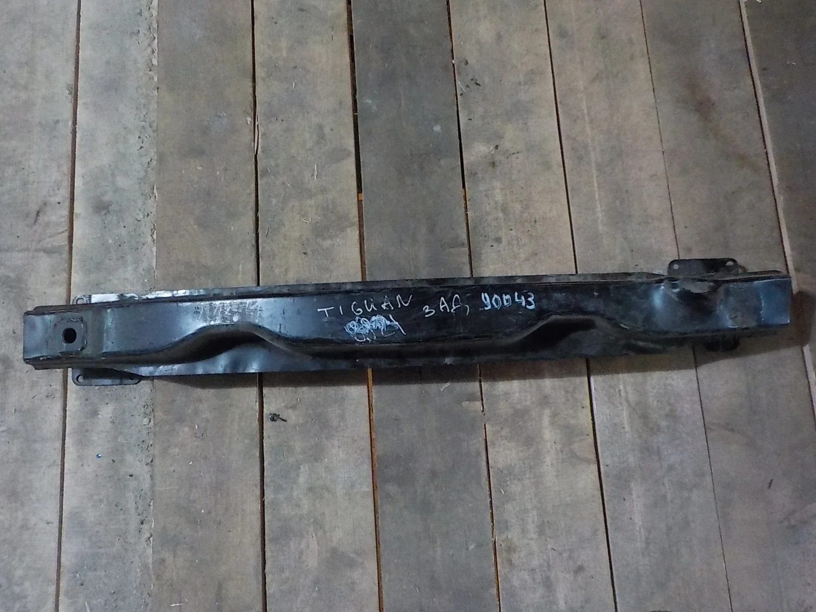 Усилитель бампера Volkswagen Tiguan I рестайлинг (2011—2019) Зад