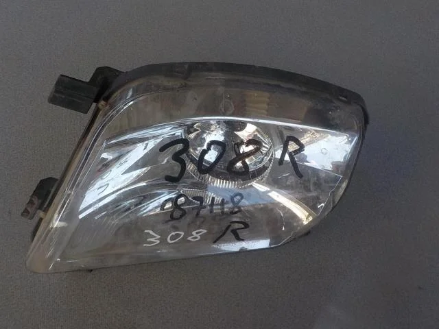 туманка Peugeot 308 I (2007—2011) Перед Право