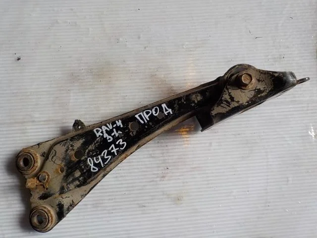 Рычаг Toyota RAV4 III (2005—2010) Зад Лево