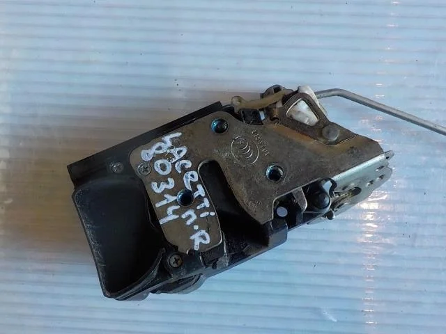 Замок двери Chevrolet Aveo I (2003—2008) Перед Право