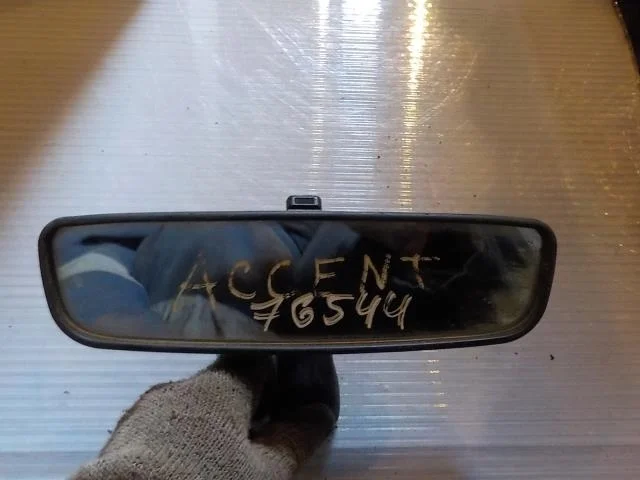 Зеркало заднего вида Hyundai Avante III рестайлинг (2003—2006)