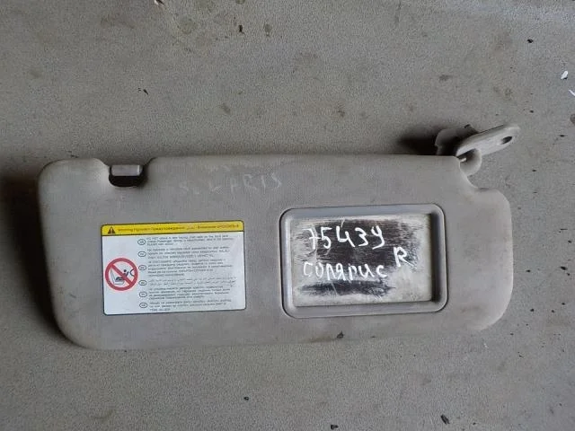 козырек Kia Rio III (2011—2015)  Право