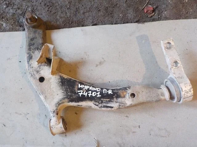 Рычаг Nissan Murano Z50 (2002—2008) Перед Право