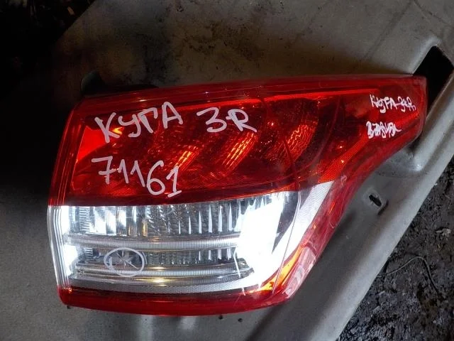 Фонарь Ford Kuga II (2012—2016) Зад Право