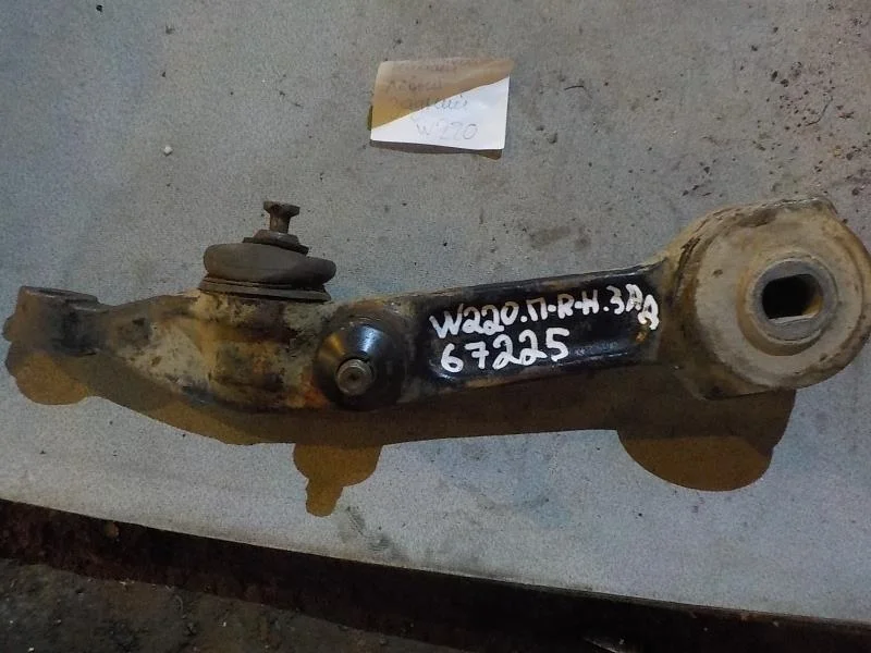 Рычаг Mercedes-Benz S-класс W220 (1998—2005) Перед Право Низ