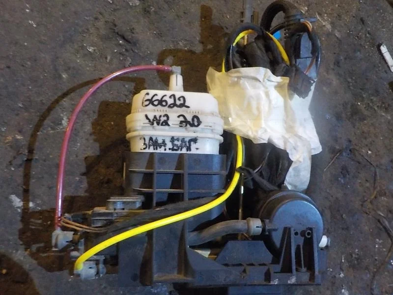 Замок крышки багажника Mercedes-Benz S-класс W220 (1998—2005)