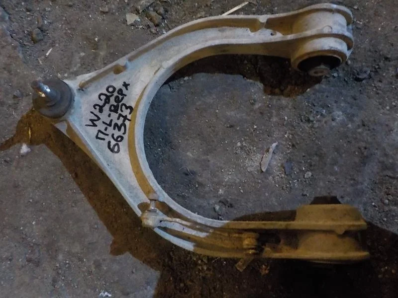 Рычаг Mercedes-Benz E-класс W211/S211 (2002—2006) Перед Лево Верх