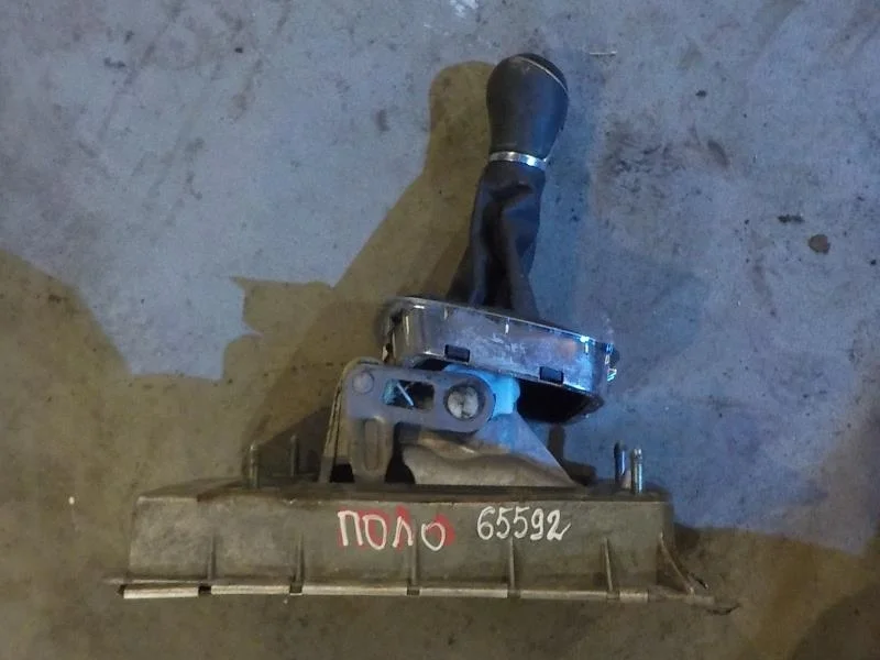 рычаг переключения кпп Volkswagen Polo V (2009—2015)