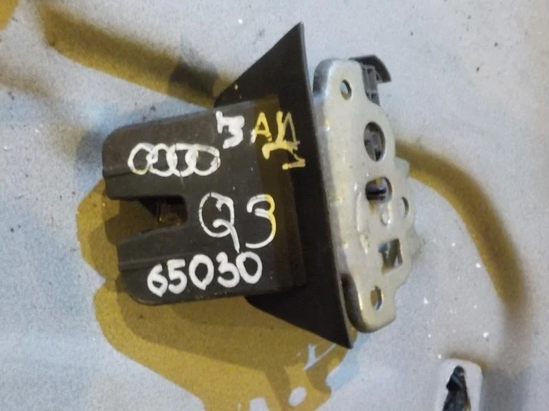 Замок крышки багажника Audi Q5 I (2008—2012)
