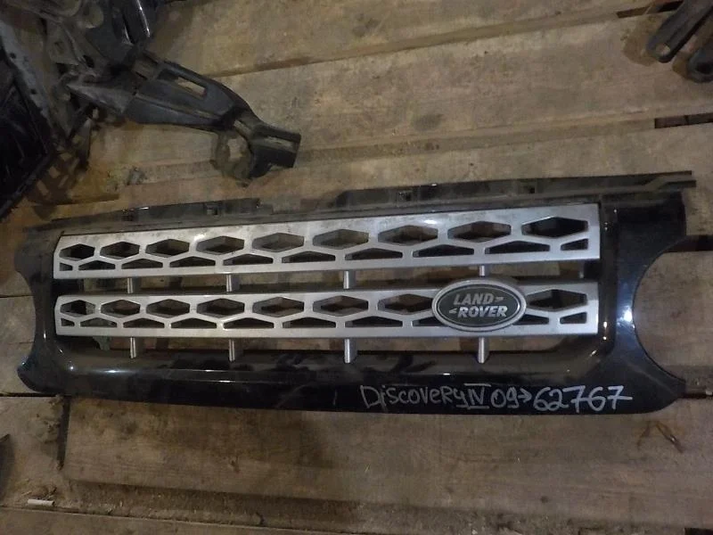 Решетка радиатора Land Rover Discovery IV (2009—2013)