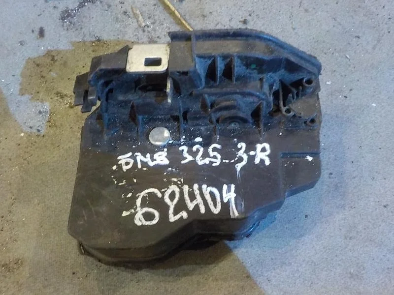 Замок двери BMW 5 серия E60/E61 (2002—2007) Зад Право