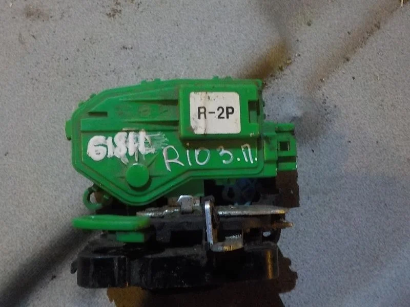 Замок двери Kia Rio III рестайлинг (2015—2017) Зад Право