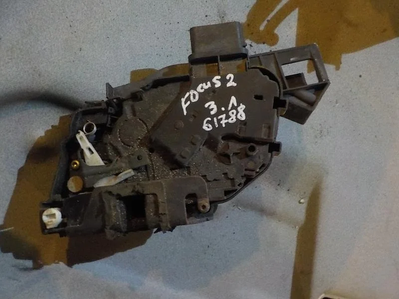 Замок двери Ford Focus II рестайлинг (2007—2011) Зад Лево