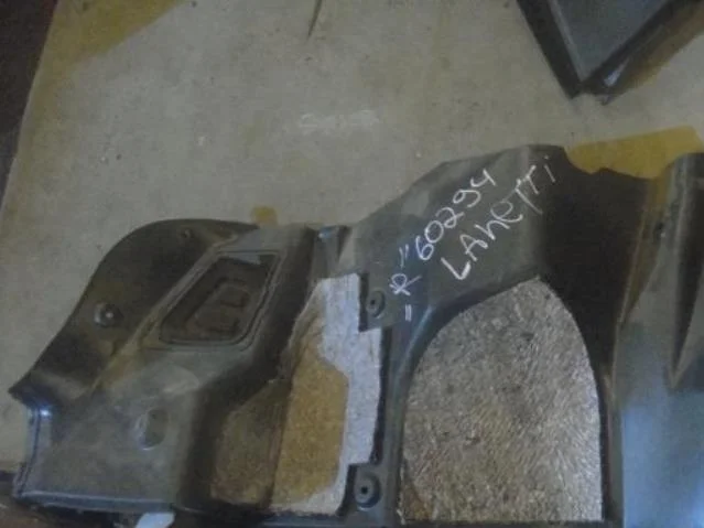 Обшивка багажника Chevrolet Lacetti I (2004—2013)  Право