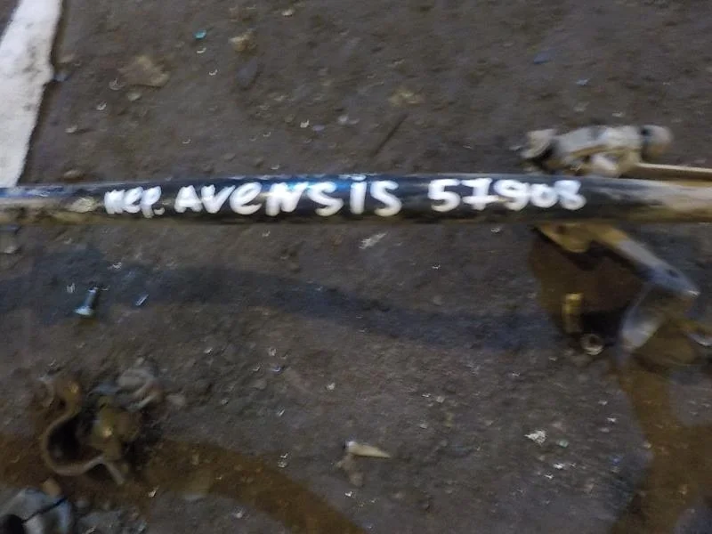 Стабилизатор Toyota Avensis T250 (2003—2006) Перед