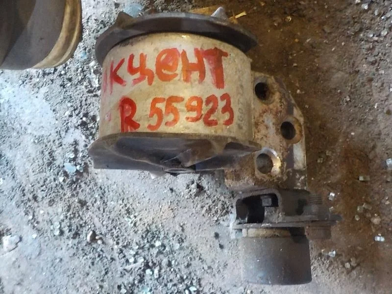 Опора двигателя Hyundai Accent II (1999—2012)  Право