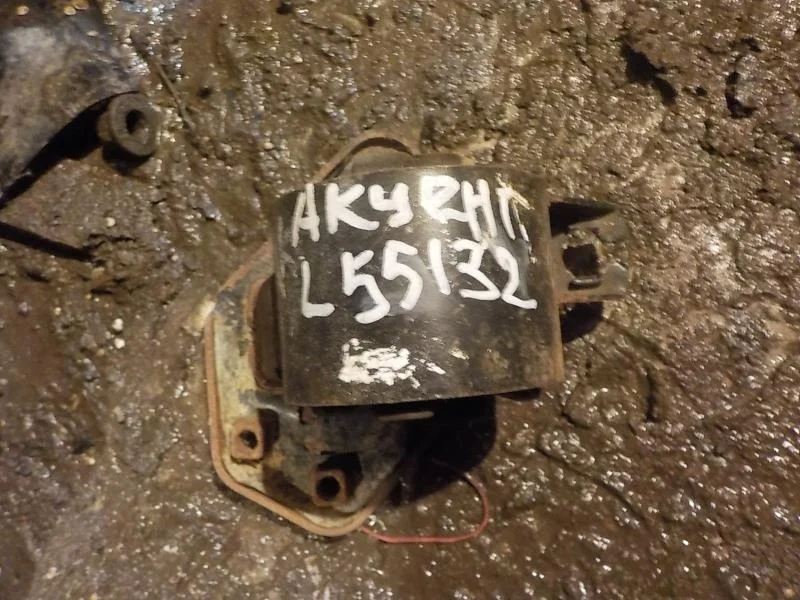 Опора двигателя Hyundai Accent II (1999—2012)  Лево