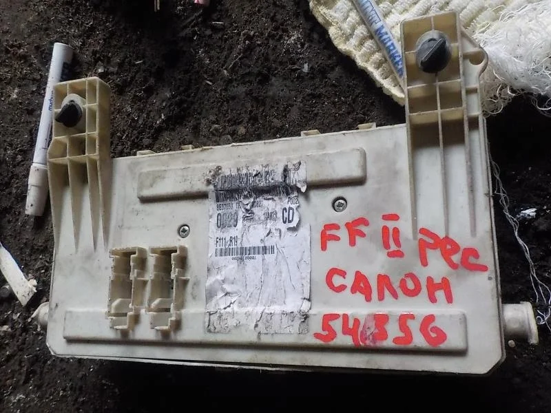 Блок предохранителей Ford Focus II (2005—2008)