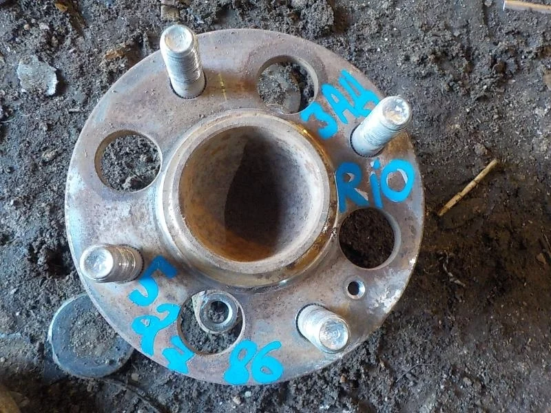 Ступица Kia Rio III рестайлинг (2015—2017) Зад