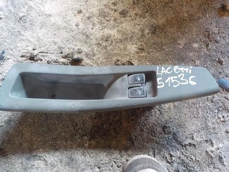 клавиши стеклоподъемников Chevrolet Lacetti I (2004—2013) Перед Лево